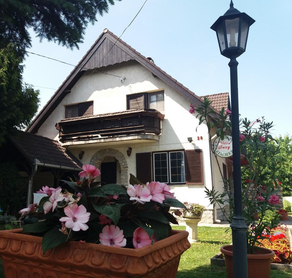 Villa Suzy Zamárdi Exterior foto